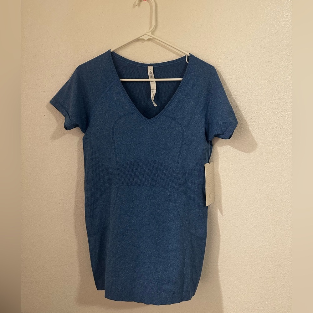 Lululemon athletica run swift tech shirt